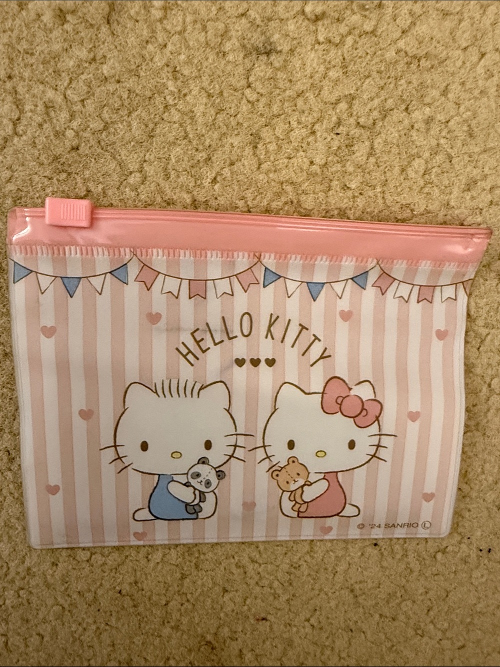 Hello Kitty Items - Picture 5 of 5